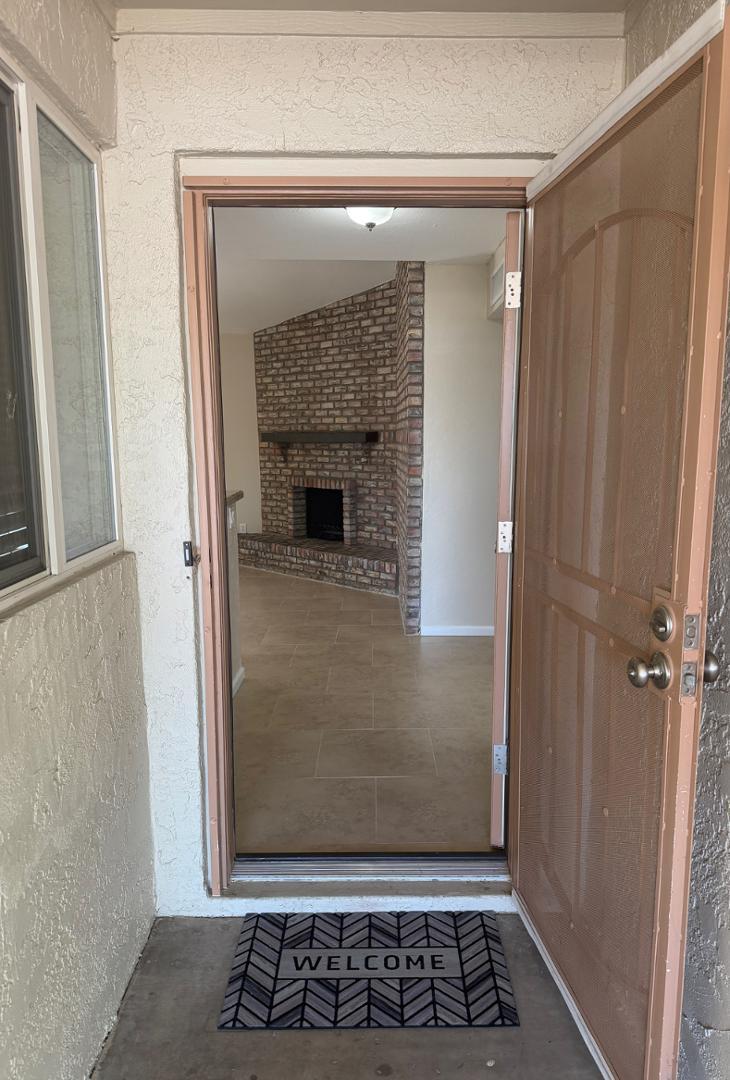 113 West Wagoner Road Phoenix, AZ 85023 - Photo 2 of 25 Photo #2