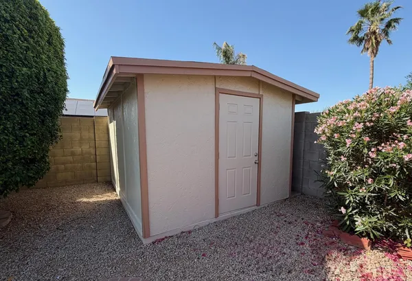$2,195 | 113 West Wagoner Road, Phoenix, AZ 85023