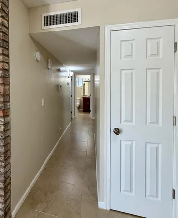$2,195 | 113 West Wagoner Road, Phoenix, AZ 85023