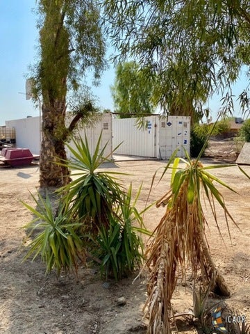 2134 Cross Road El Centro, CA 92243 - Photo 10 of 24 Gallery Image 10