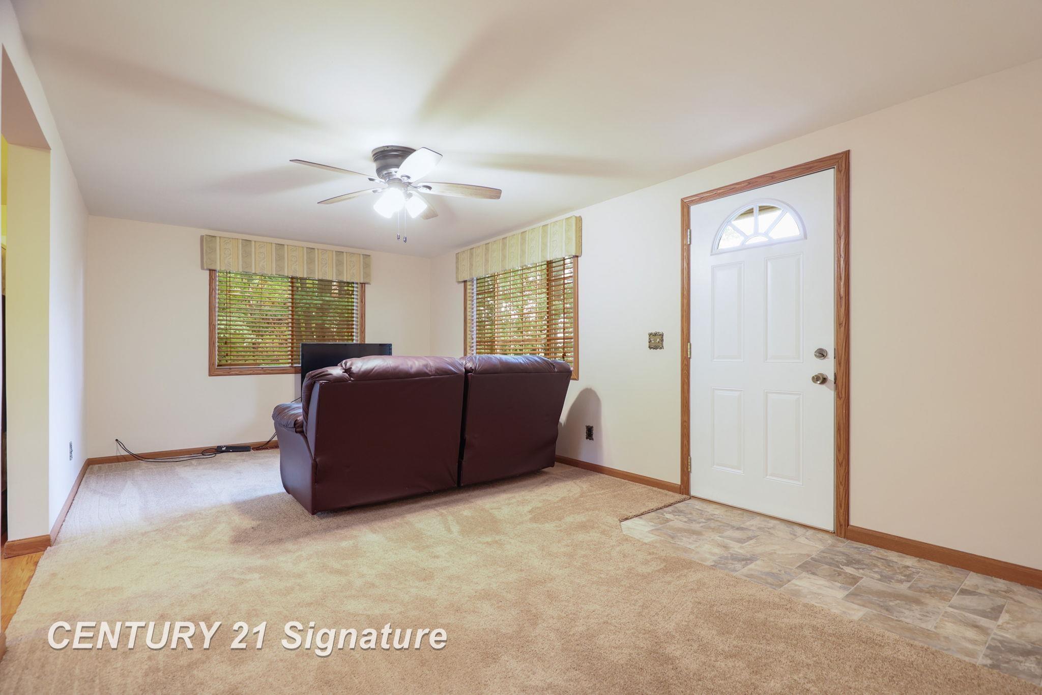 13110 Harris Road Chesaning, MI 48616 - Photo 8 of 46
