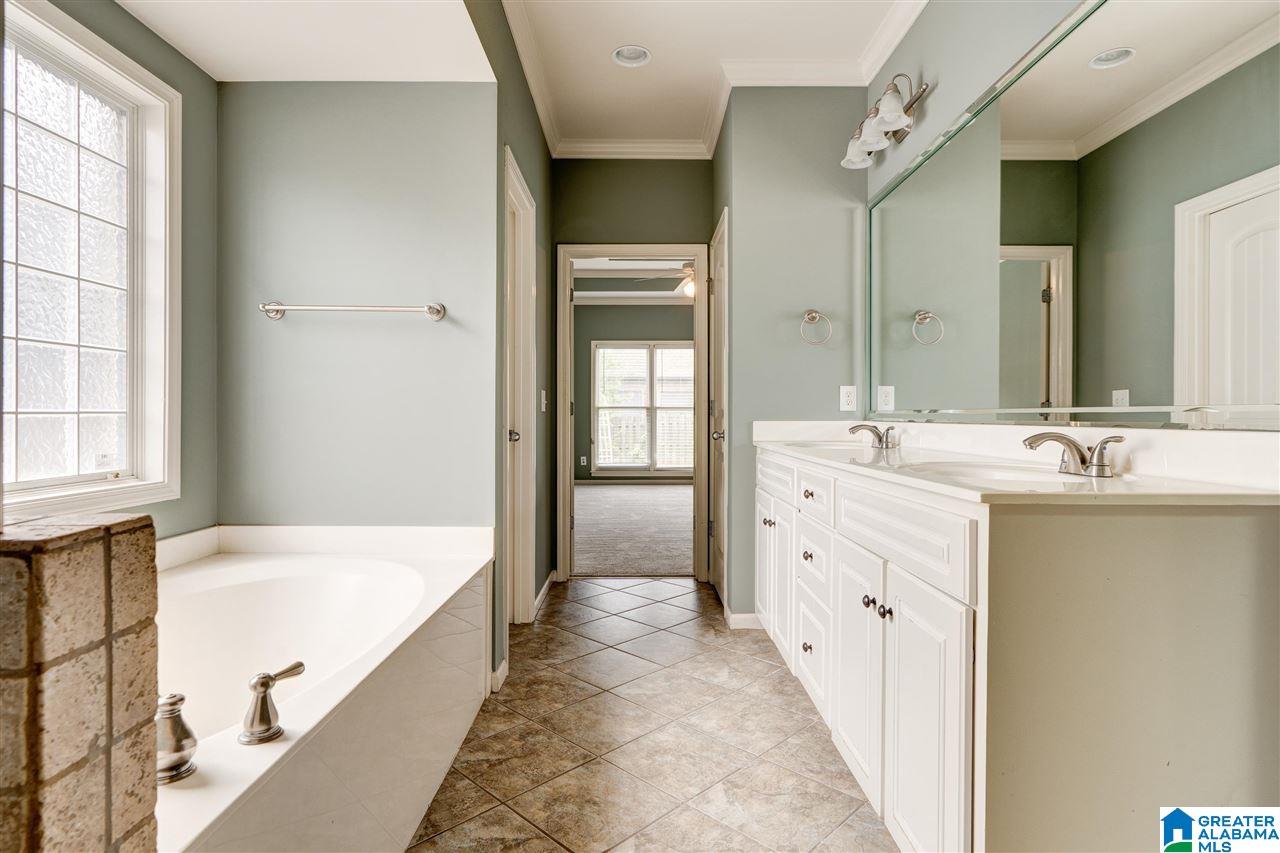 5253 Creekside Loop Birmingham, AL 35244 - Photo 15 of 31