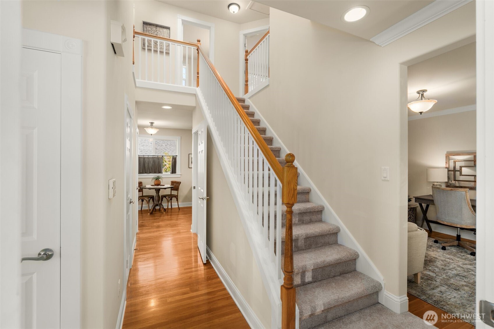 4122 Southwest Walker Street Seattle, WA 98116 - Photo 6 of 35