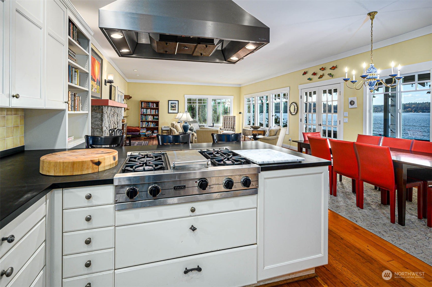 22403 Dockton Road Southwest Vashon, WA 98070 - Photo 14 of 35 Gallery Image 14