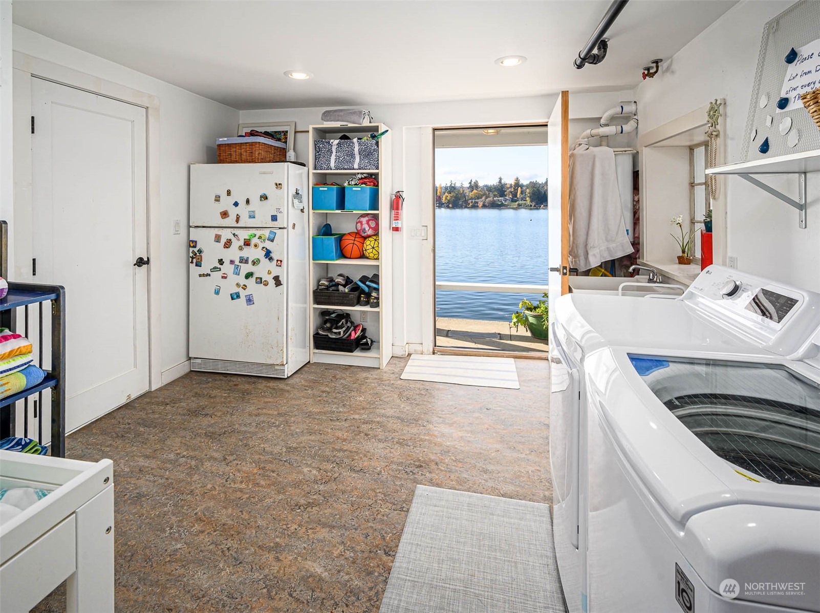 22403 Dockton Road Southwest Vashon, WA 98070 - Photo 28 of 35 Gallery Image 28