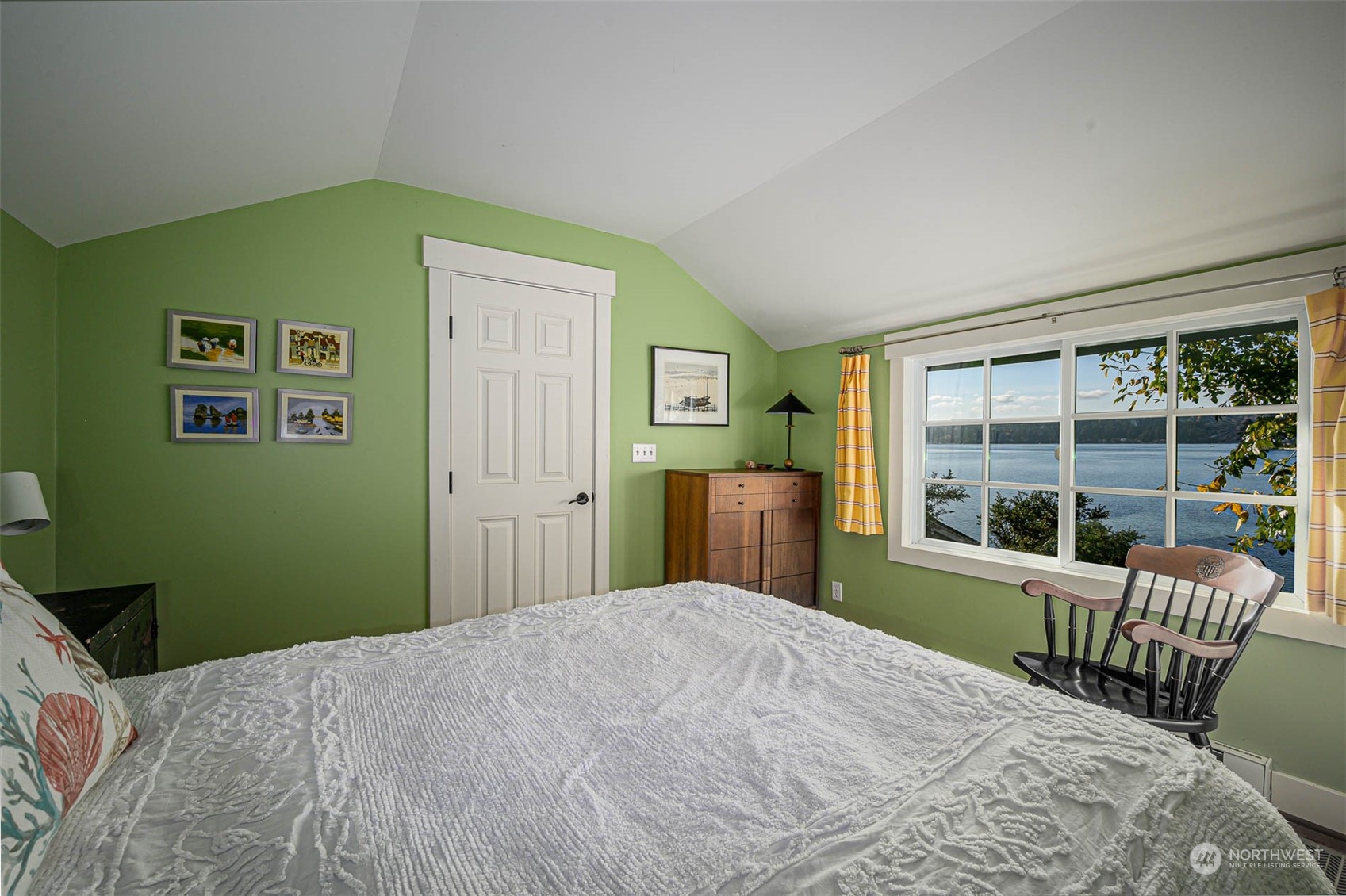 22403 Dockton Road Southwest Vashon, WA 98070 - Photo 30 of 35 Gallery Image 30