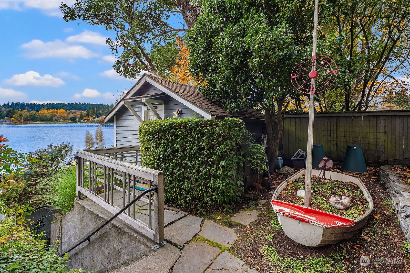 22403 Dockton Road Southwest Vashon, WA 98070 - Photo 7 of 35 Gallery Image 7