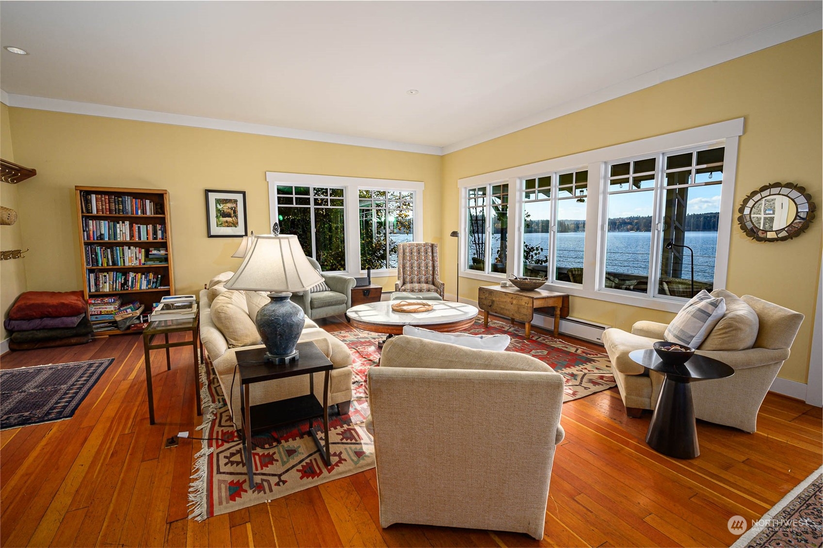 22403 Dockton Road Southwest Vashon, WA 98070 - Photo 9 of 35 Gallery Image 9