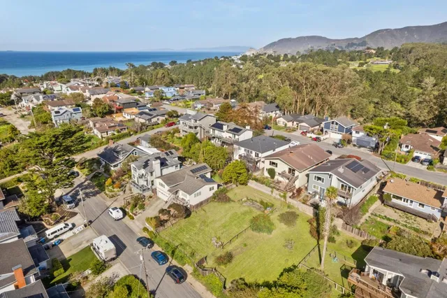$499,000 | 751 Sierra Street, Moss Beach, CA 94038