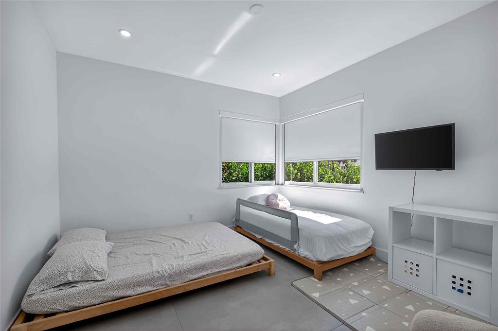 2733 Southwest 15th Street Miami, FL 33145 - Photo 16 of 32 BedRoom2