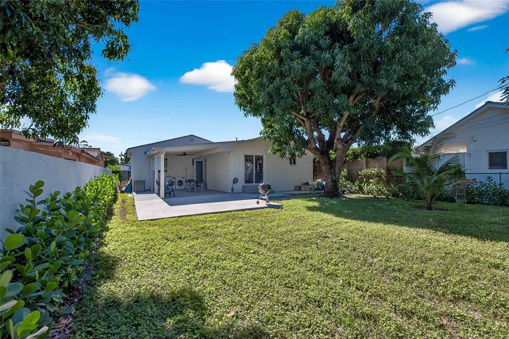 2733 Southwest 15th Street Miami, FL 33145 - Photo 25 of 32