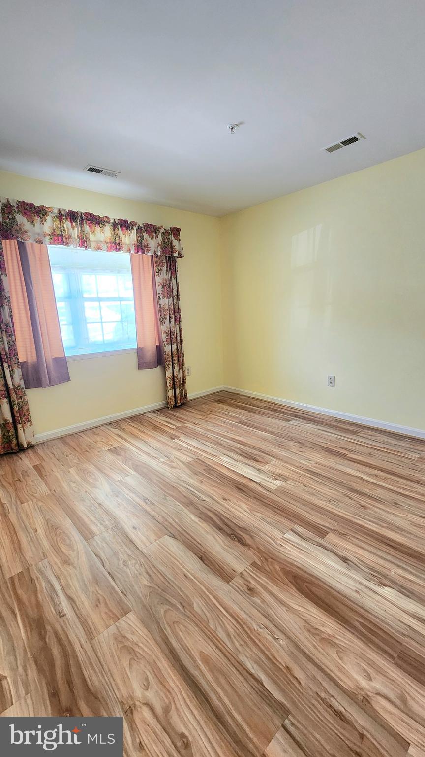 9264 Cherry Lane, Unit 48 Laurel, MD 20708 - Photo 11 of 22 2nd bedroom