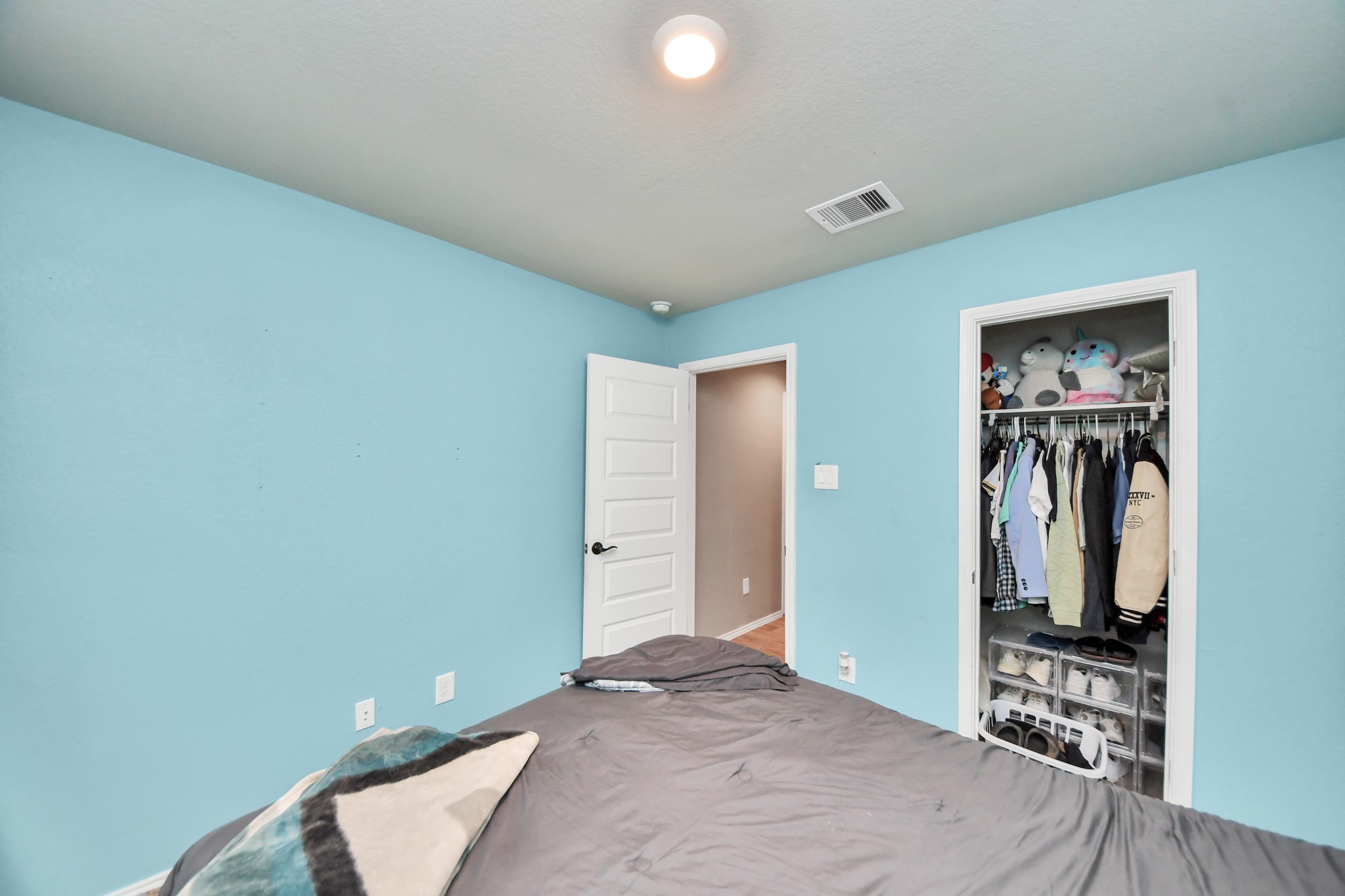 1819 Turtle Bluff Lane Rosenberg, TX 77469 - Photo 26 of 34 Secondary Bedroom #3