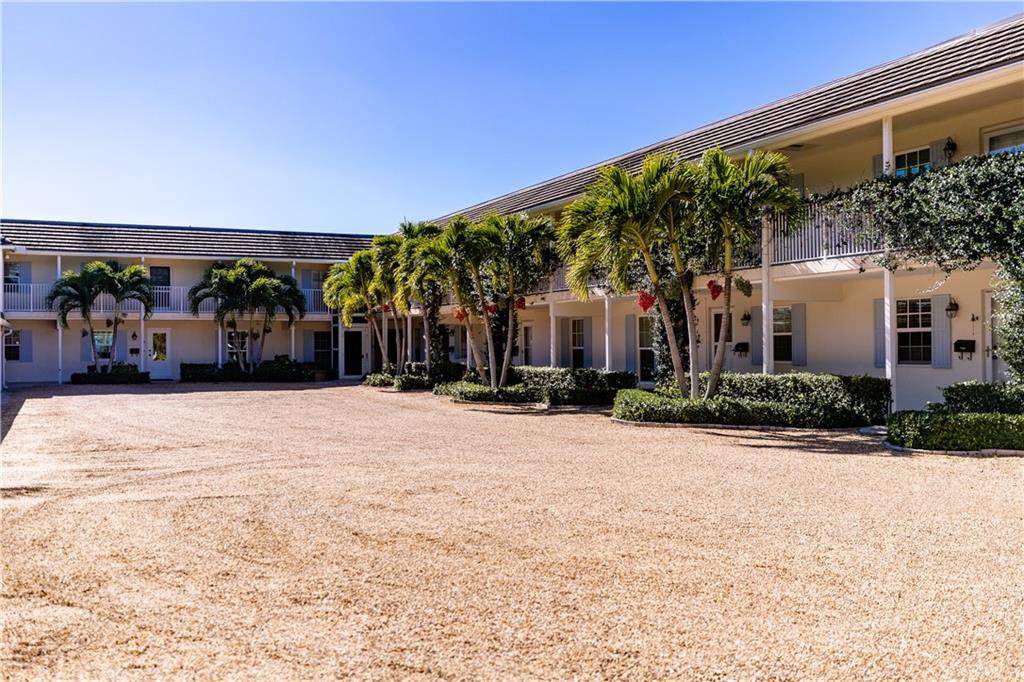 600 Riomar Drive, Unit 13 Vero Beach, FL 32963 - Photo 28 of 36