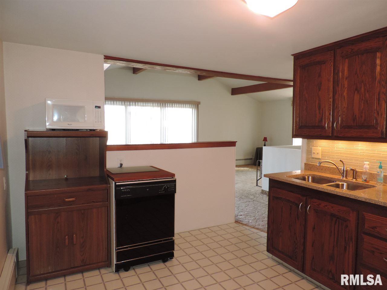 111 Reservoir Road Pekin, IL 61554 - Photo 8 of 31 Gallery Image 8