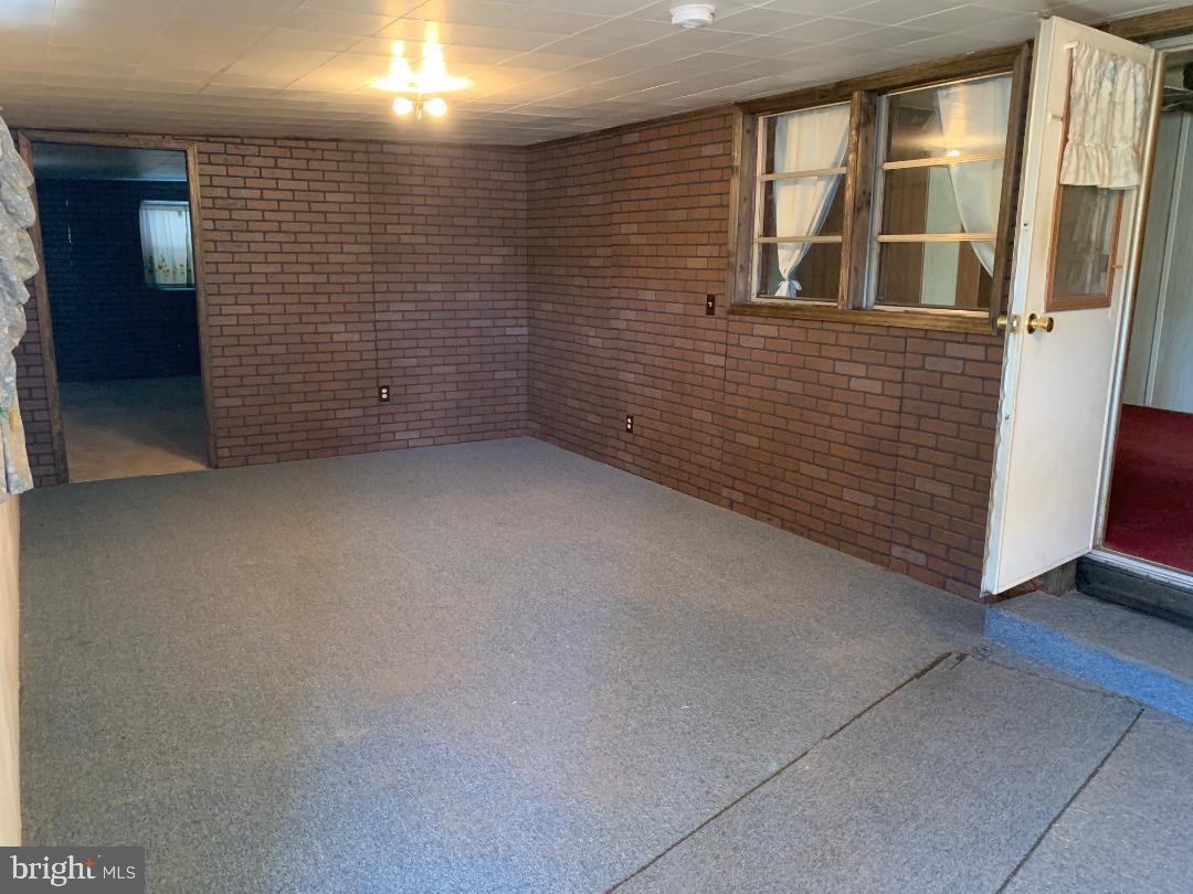 955 Plunkert Road Littlestown, PA 17340 - Photo 13 of 29