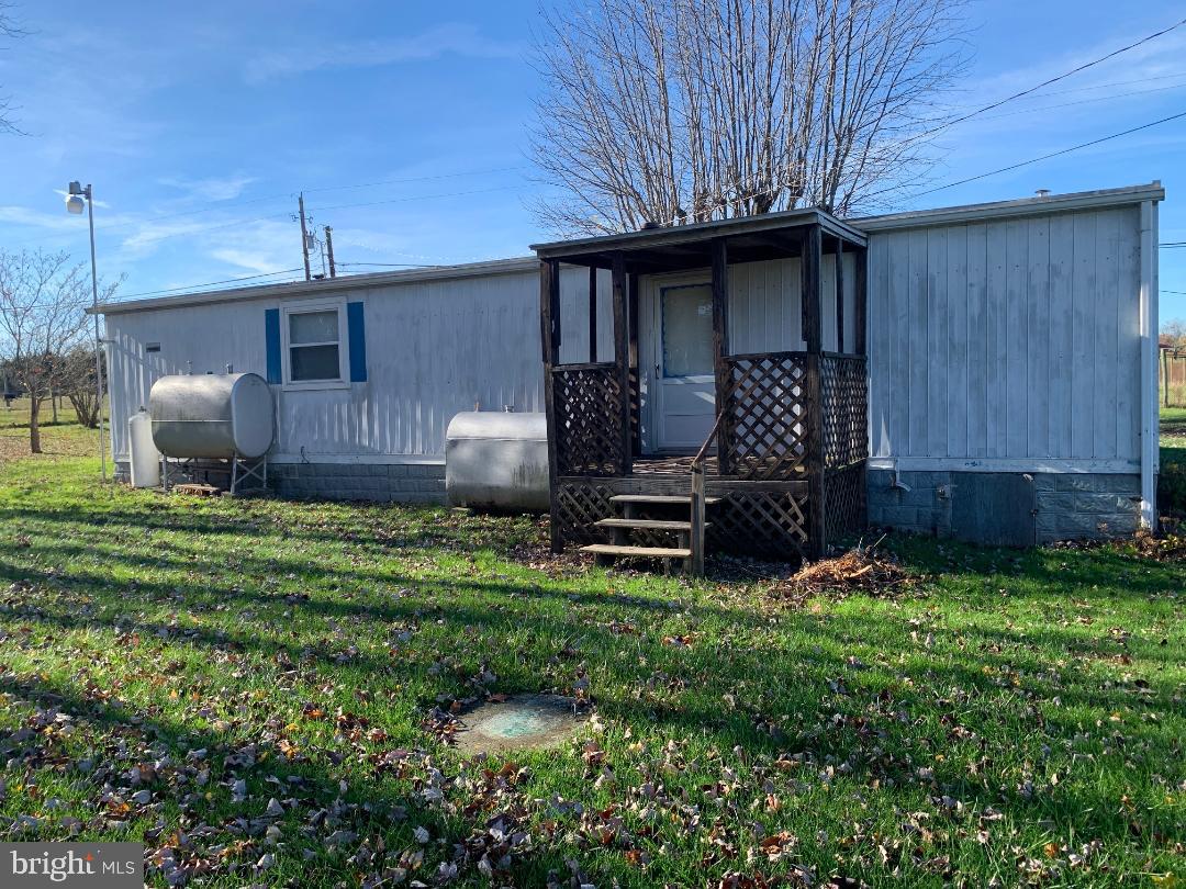 955 Plunkert Road Littlestown, PA 17340 - Photo 3 of 29