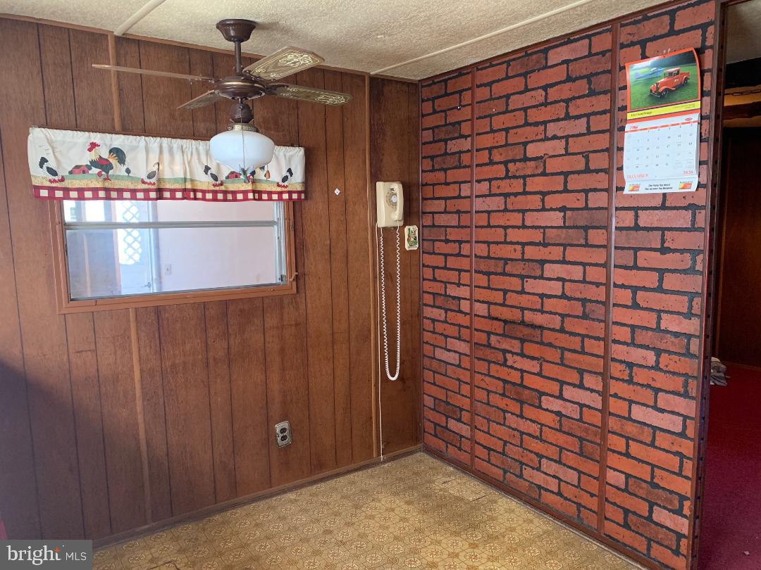 955 Plunkert Road Littlestown, PA 17340 - Photo 7 of 29