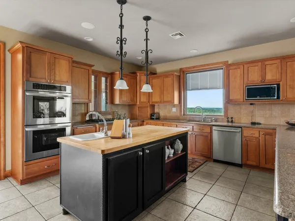 $1,200,000 | N6107 County Road U, Greenbush, WI 53023