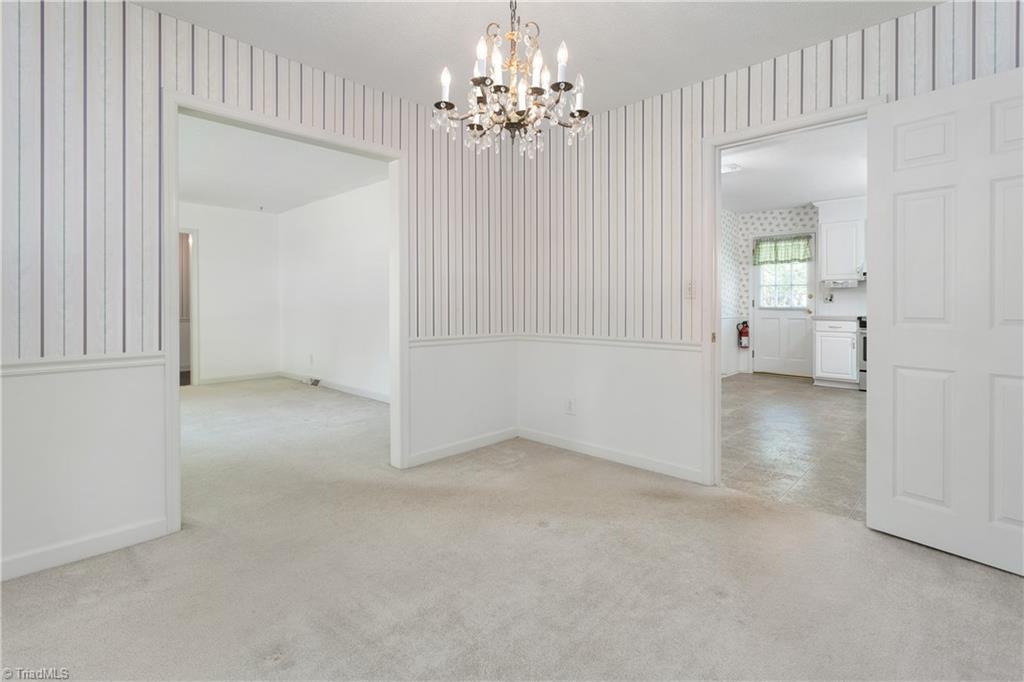 585 Drumheller Road Clemmons, NC 27012 - Photo 11 of 46 Gallery Image 11