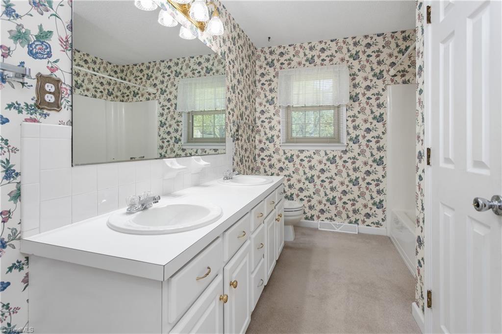 585 Drumheller Road Clemmons, NC 27012 - Photo 25 of 46 Gallery Image 25