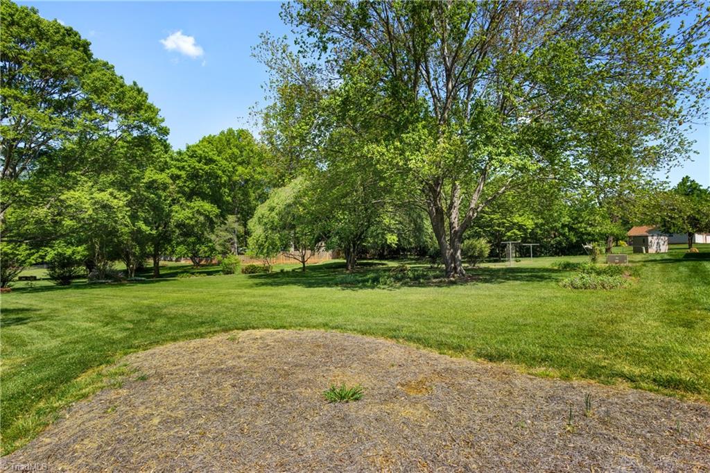 585 Drumheller Road Clemmons, NC 27012 - Photo 42 of 46 Gallery Image 42
