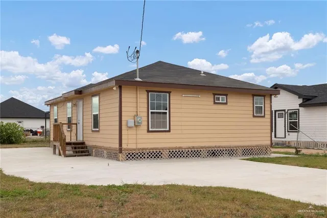 $1,200 | 5437 Chesnee Avenue, Edinburg, TX 78542