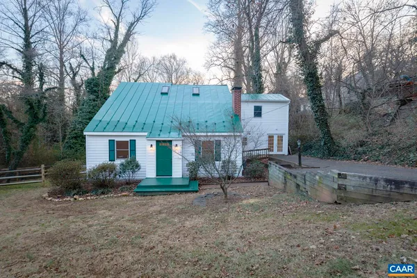 $3,600 | 1718 Rugby Avenue, Charlottesville, VA 22903