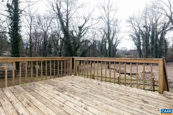 $3,600 | 1718 Rugby Avenue, Charlottesville, VA 22903