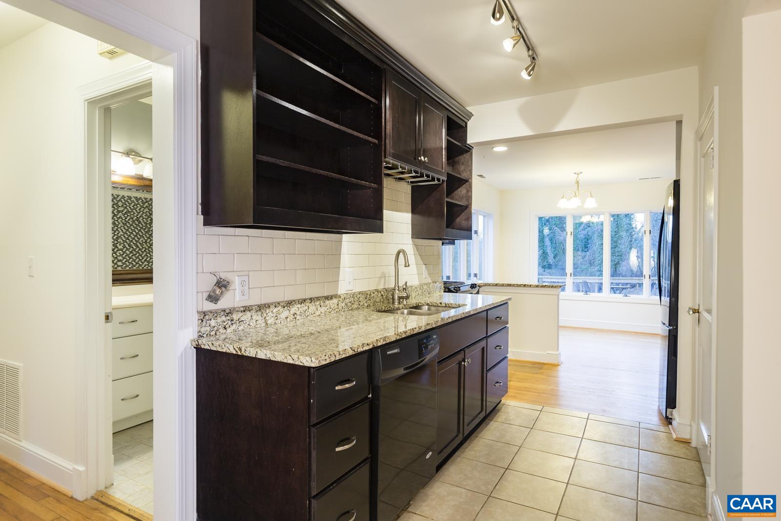 1718 Rugby Avenue Charlottesville, VA 22903 - Photo 5 of 23