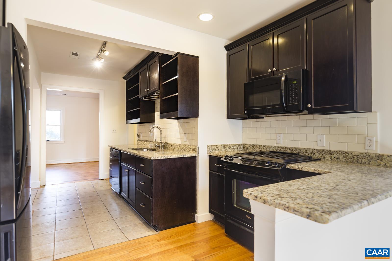 1718 Rugby Avenue Charlottesville, VA 22903 - Photo 6 of 23