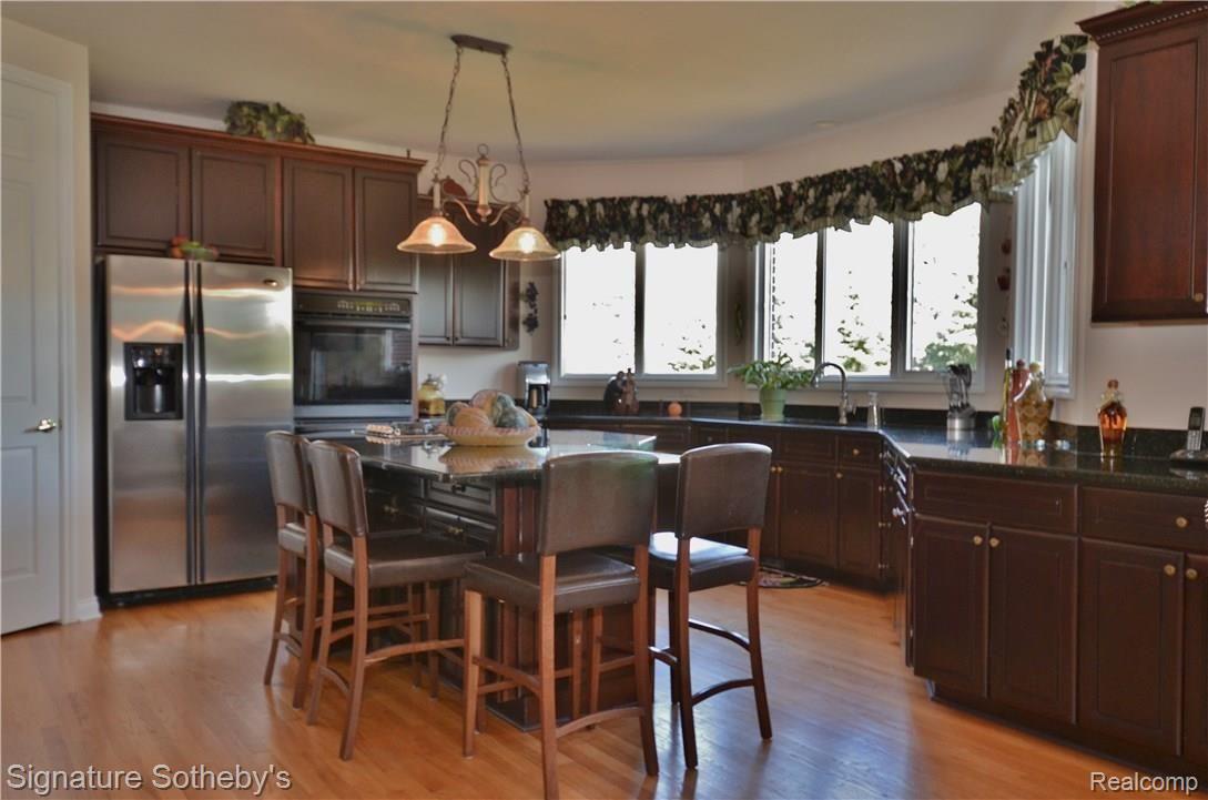 556 Springview Drive Rochester, MI 48307 - Photo 16 of 35 17.JPG