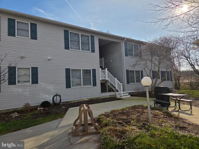 $279,900 | 33688 Briar Court South, Unit JJ4, Frankford, DE 19945