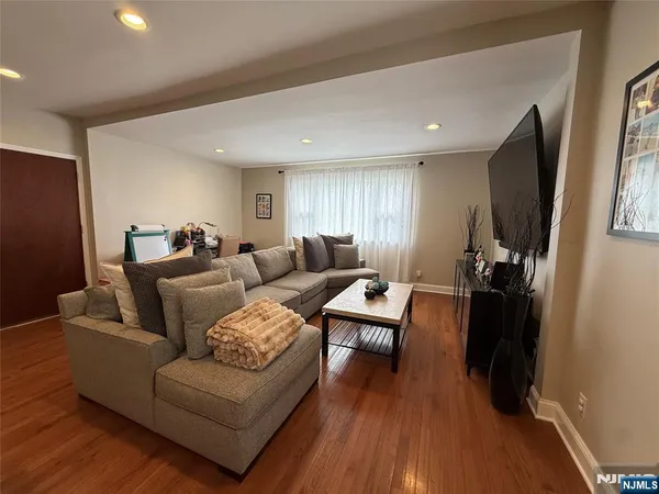 $2,850 | 257 Bell Avenue, Unit 1, Hasbrouck Heights, NJ 07604