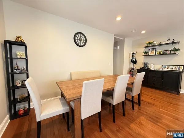 $2,850 | 257 Bell Avenue, Unit 1, Hasbrouck Heights, NJ 07604