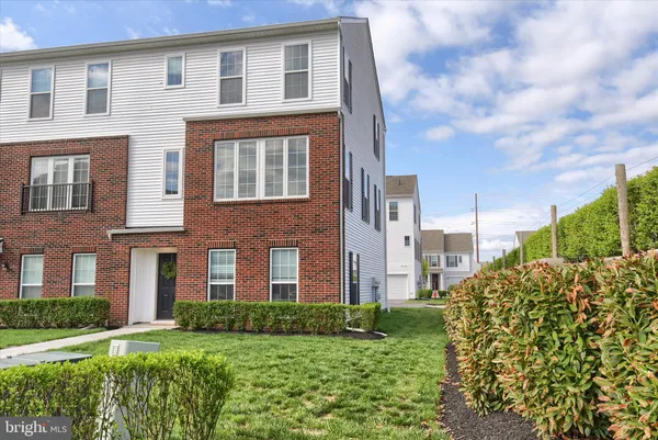 $399,900 | 3100 Egreton Road, Mechanicsburg, PA 17055