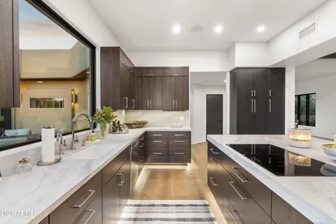 $2,500,000 | 10046 East Hidden Valley Road, Scottsdale, AZ 85262