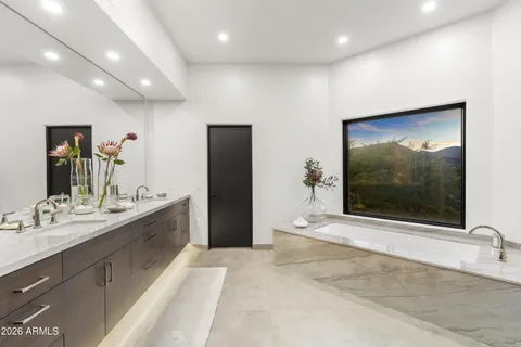 $2,500,000 | 10046 East Hidden Valley Road, Scottsdale, AZ 85262