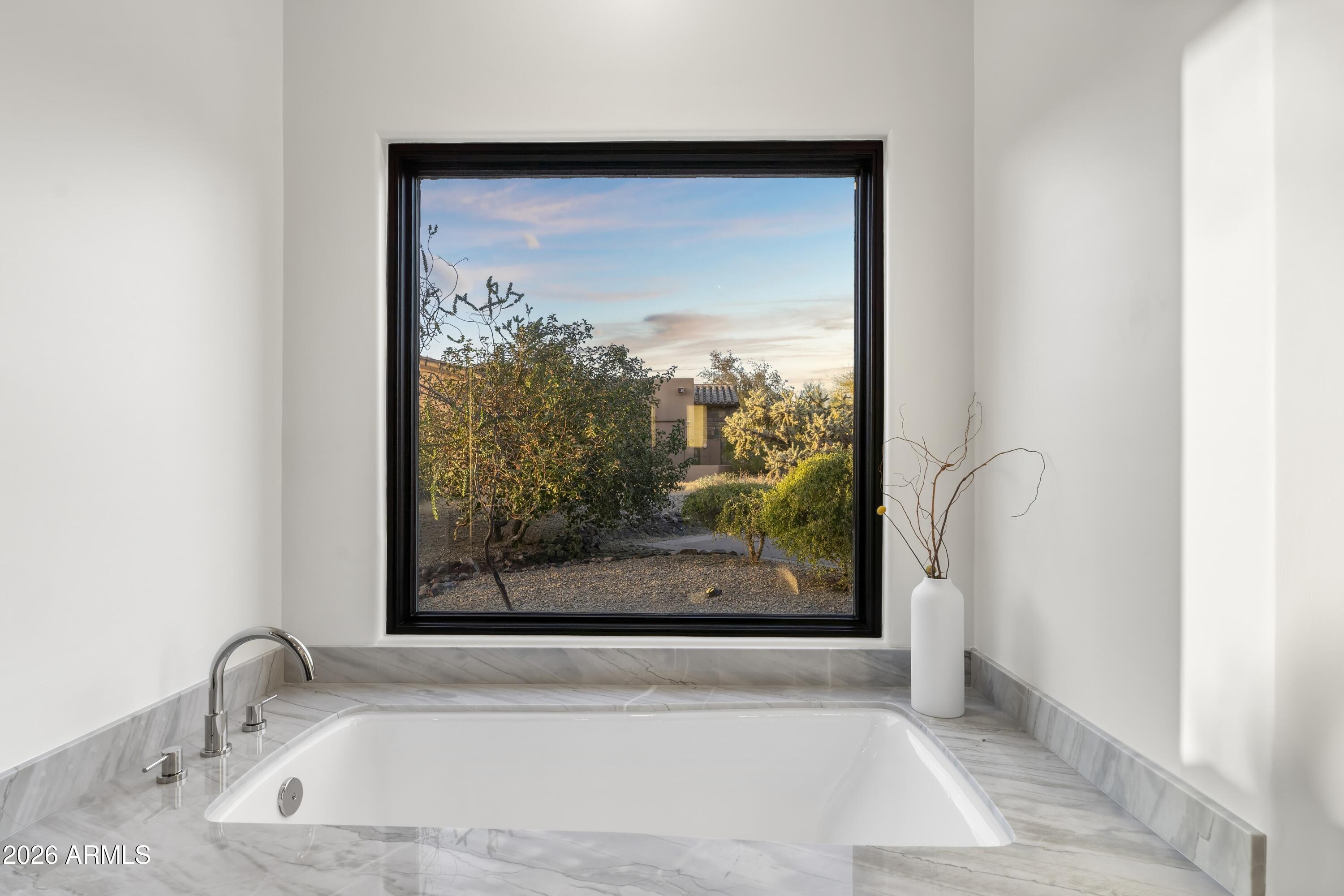 10046 East Hidden Valley Road Scottsdale, AZ 85262 - Photo 40 of 64 042_Bathroom