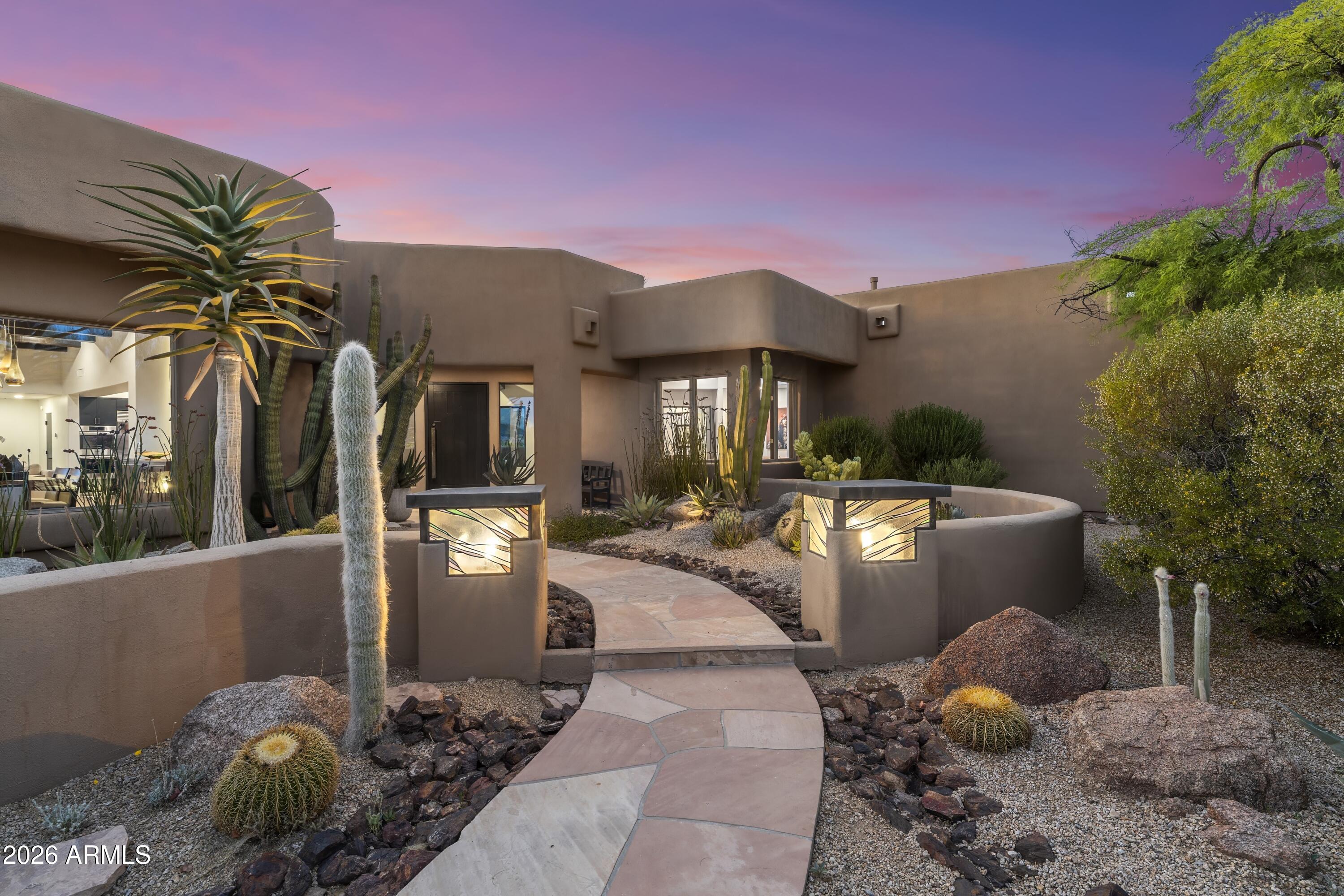 10046 East Hidden Valley Road Scottsdale, AZ 85262 - Photo 5 of 64 006_Front Courtyard