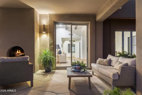 $2,500,000 | 10046 East Hidden Valley Road, Scottsdale, AZ 85262