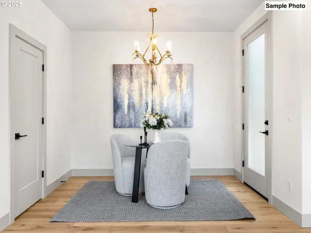 $349,900 | 7383 North Mobile Avenue, Portland, OR 97217