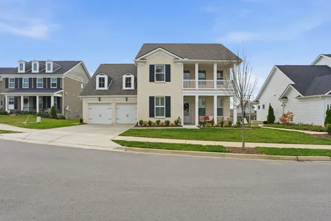 $765,000 | 550 Snapdragon Lane, Hendersonville, TN 37075