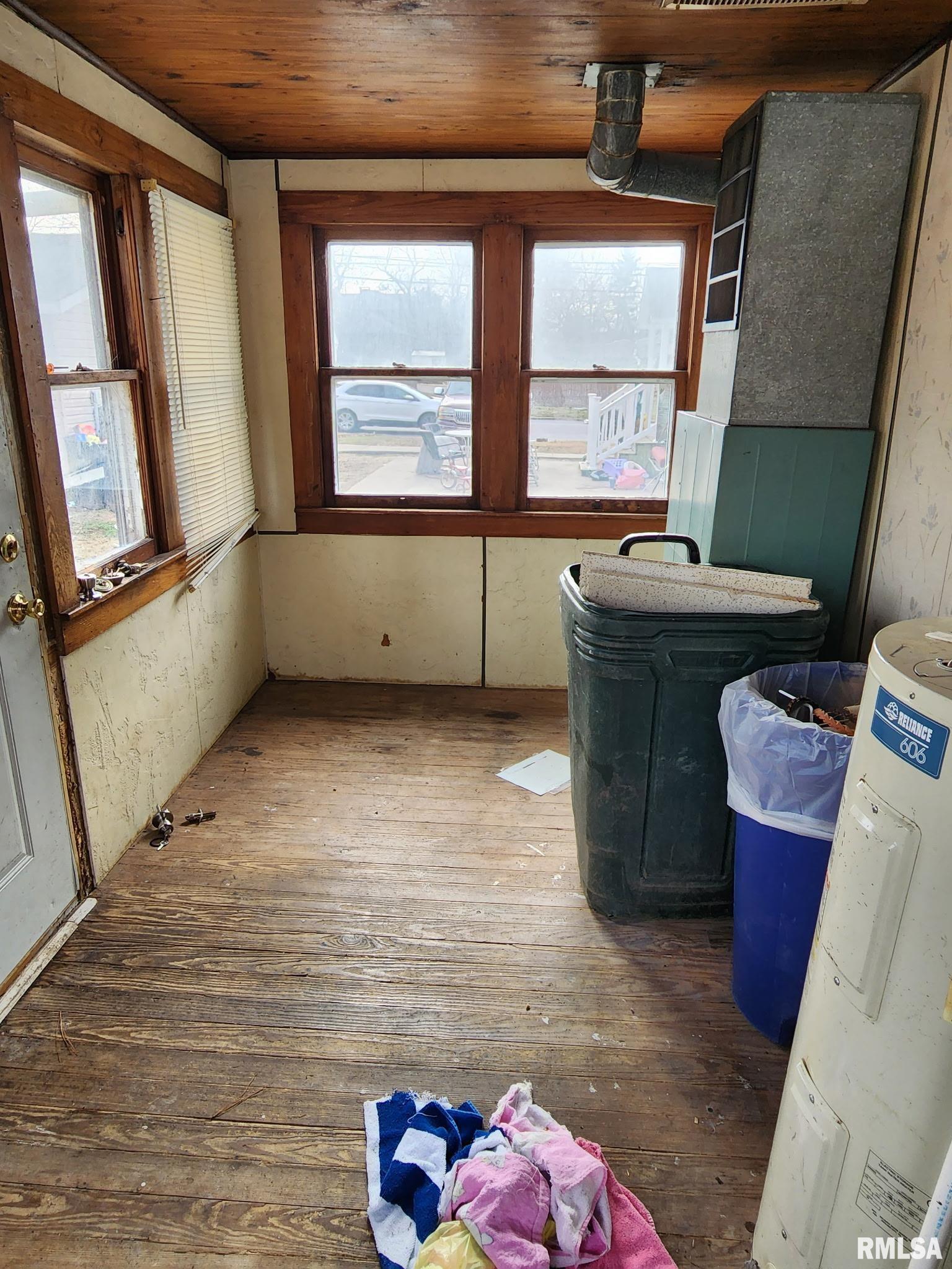 904 North 14th Street Herrin, IL 62948 - Photo 10 of 11