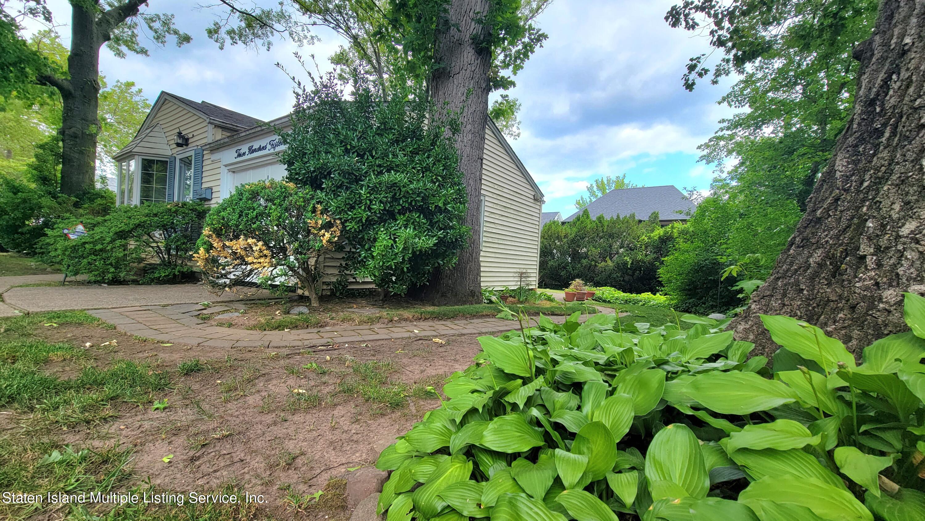 315 Beach Road Staten Island, NY 10312 - Photo 4 of 24 20230618_130642