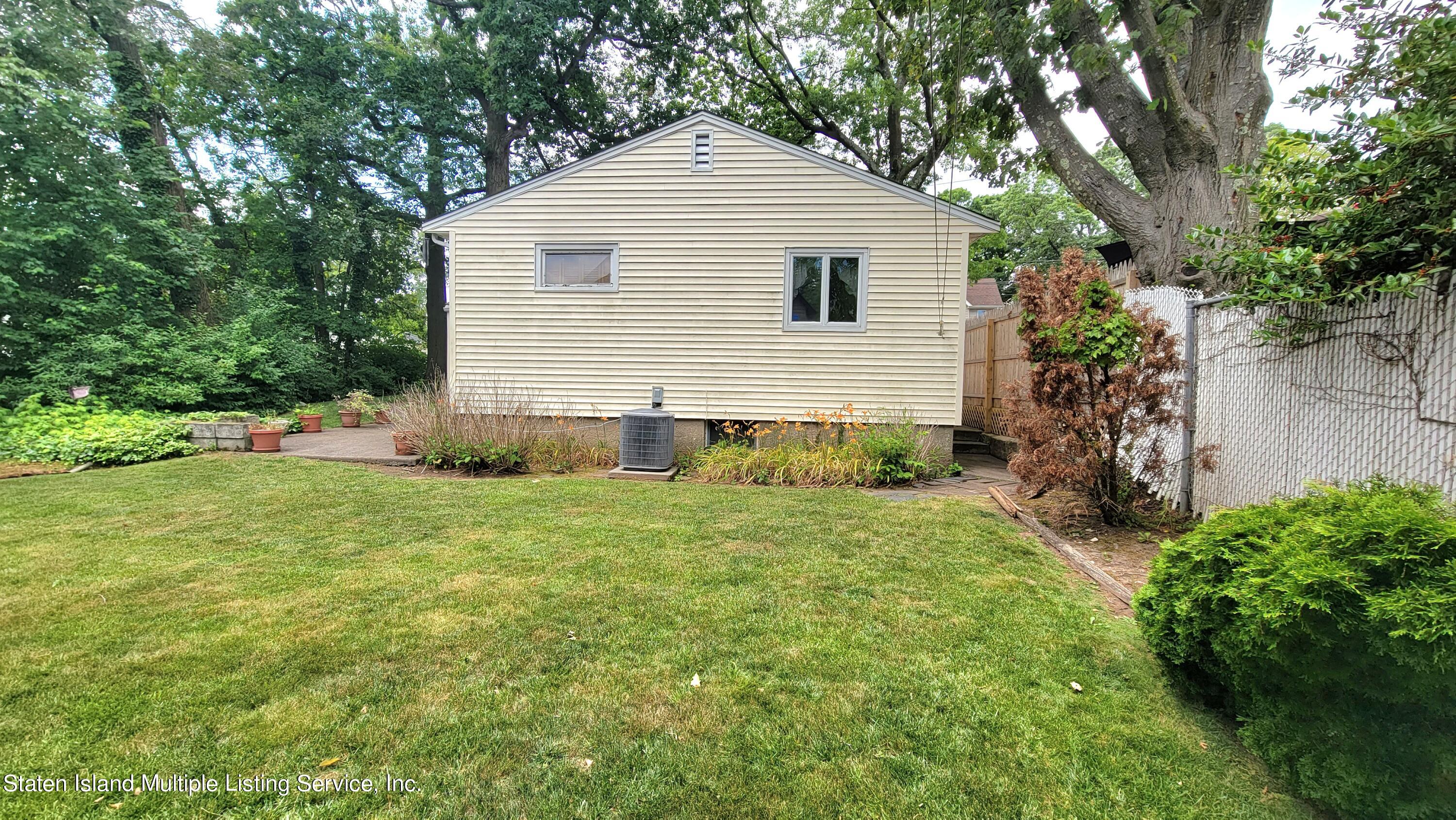 315 Beach Road Staten Island, NY 10312 - Photo 9 of 24 20230618_130808