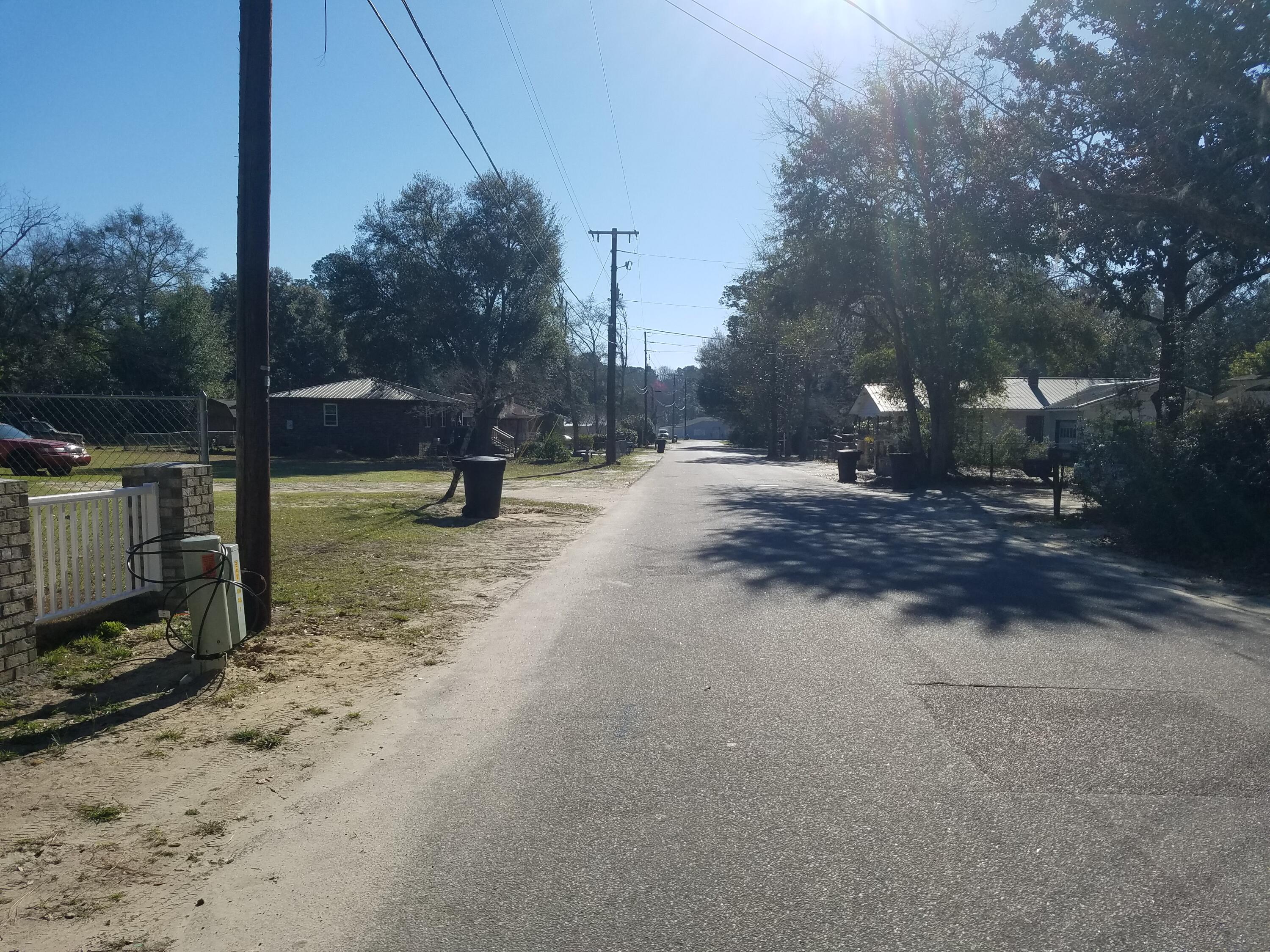 701 Chaplin Street Walterboro, SC 29488 - Photo 3 of 46 20220302_092158