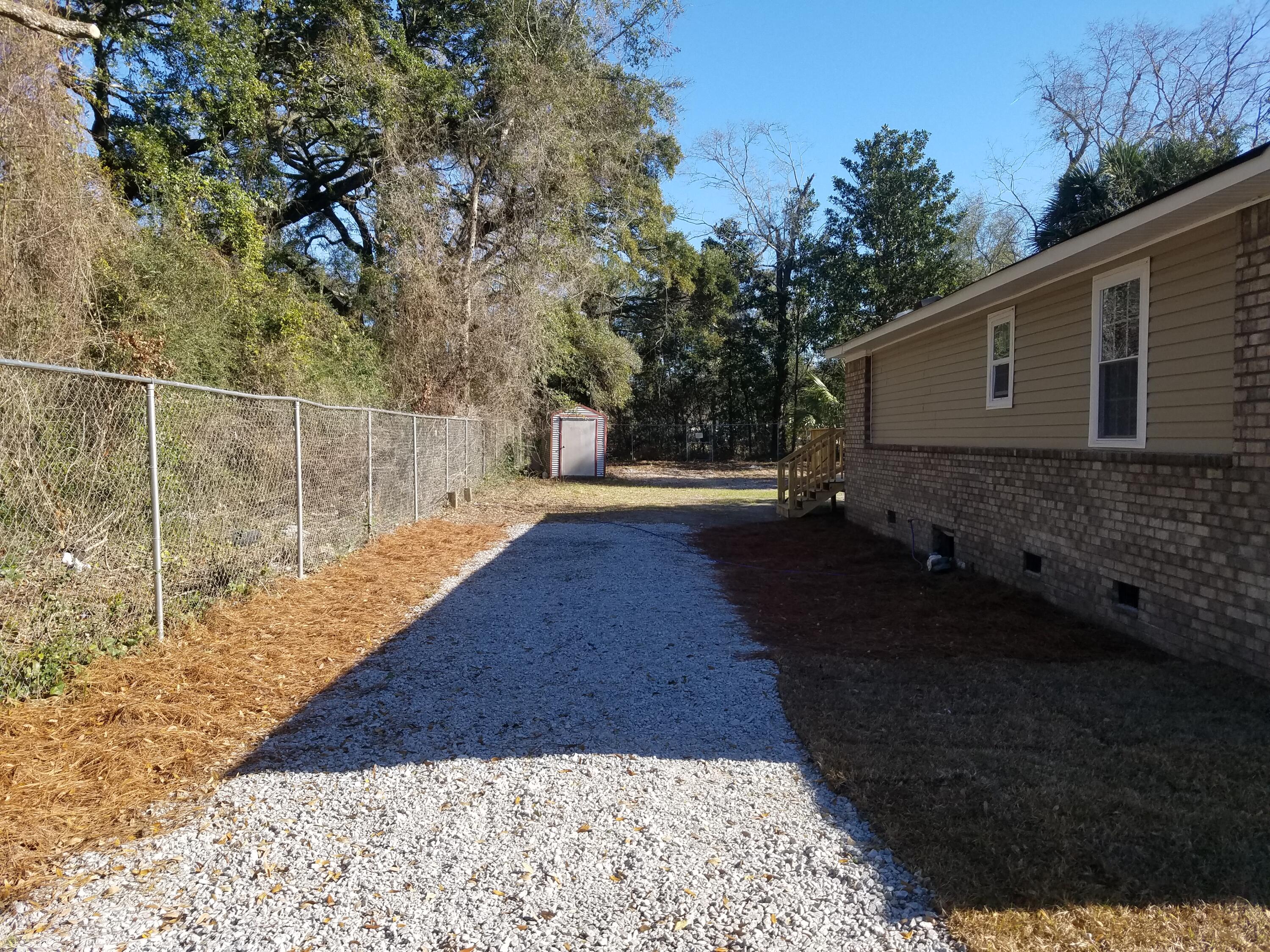 701 Chaplin Street Walterboro, SC 29488 - Photo 6 of 46 20220302_092248