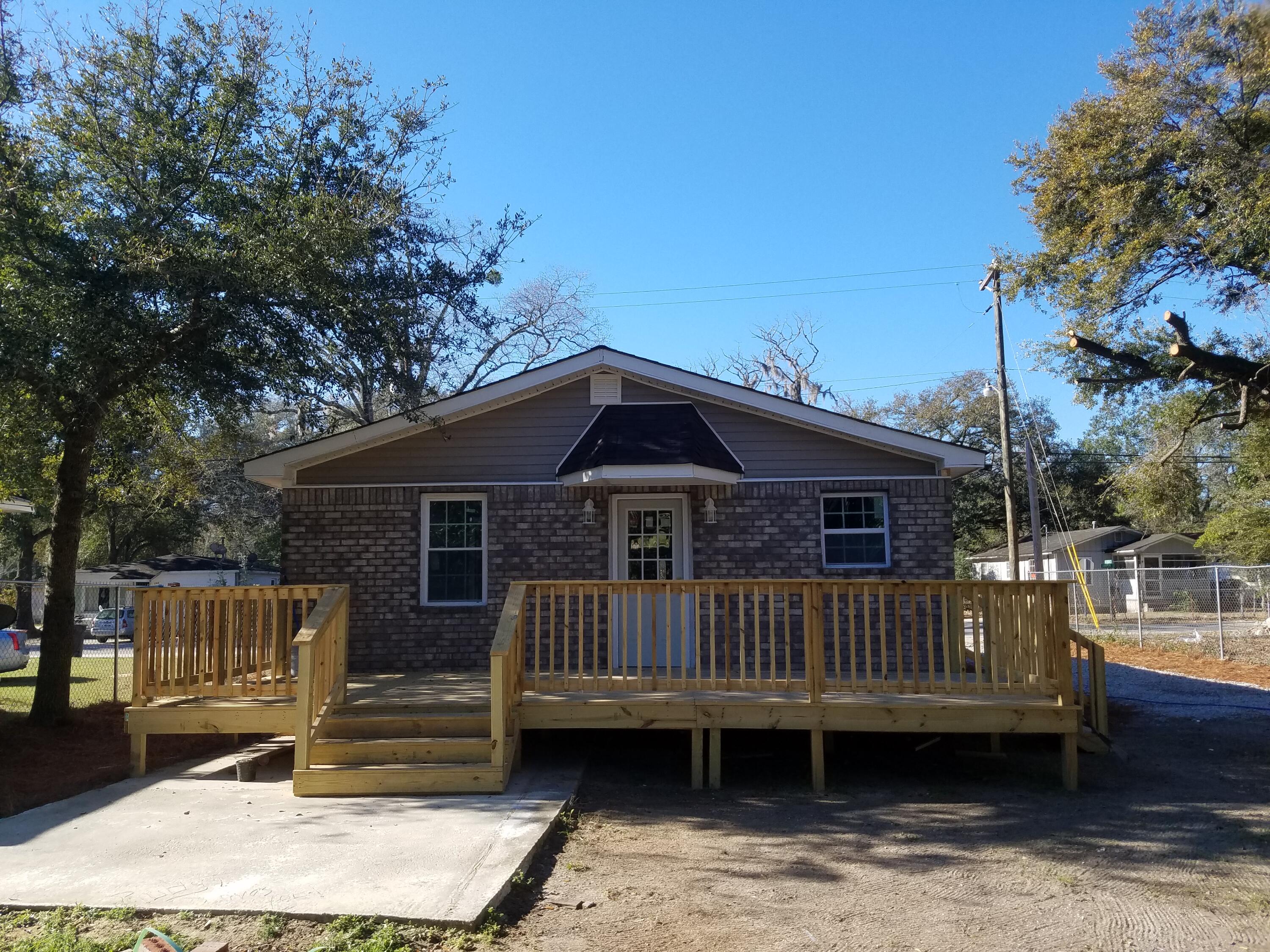 701 Chaplin Street Walterboro, SC 29488 - Photo 7 of 46 20220302_092336