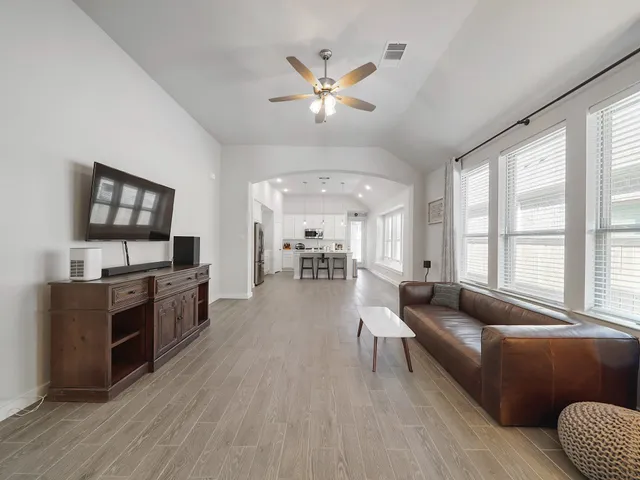 $400,000 | 19818 Upper Canyon Court, Cypress, TX 77433